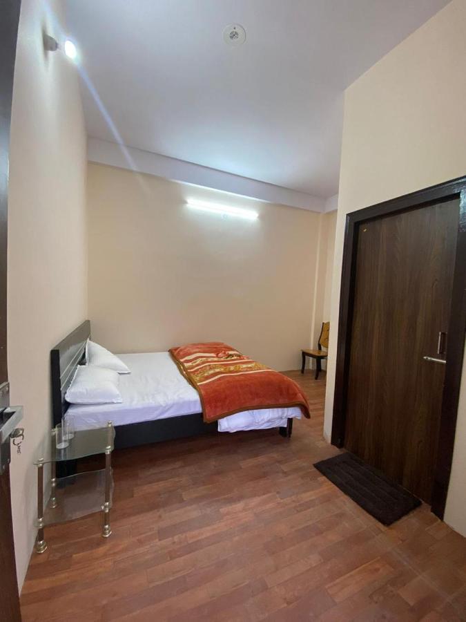 Chirag Homestay Kainchi Nainital Bagian luar foto