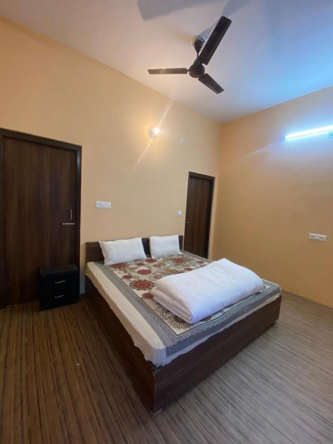 Chirag Homestay Kainchi Nainital Bagian luar foto